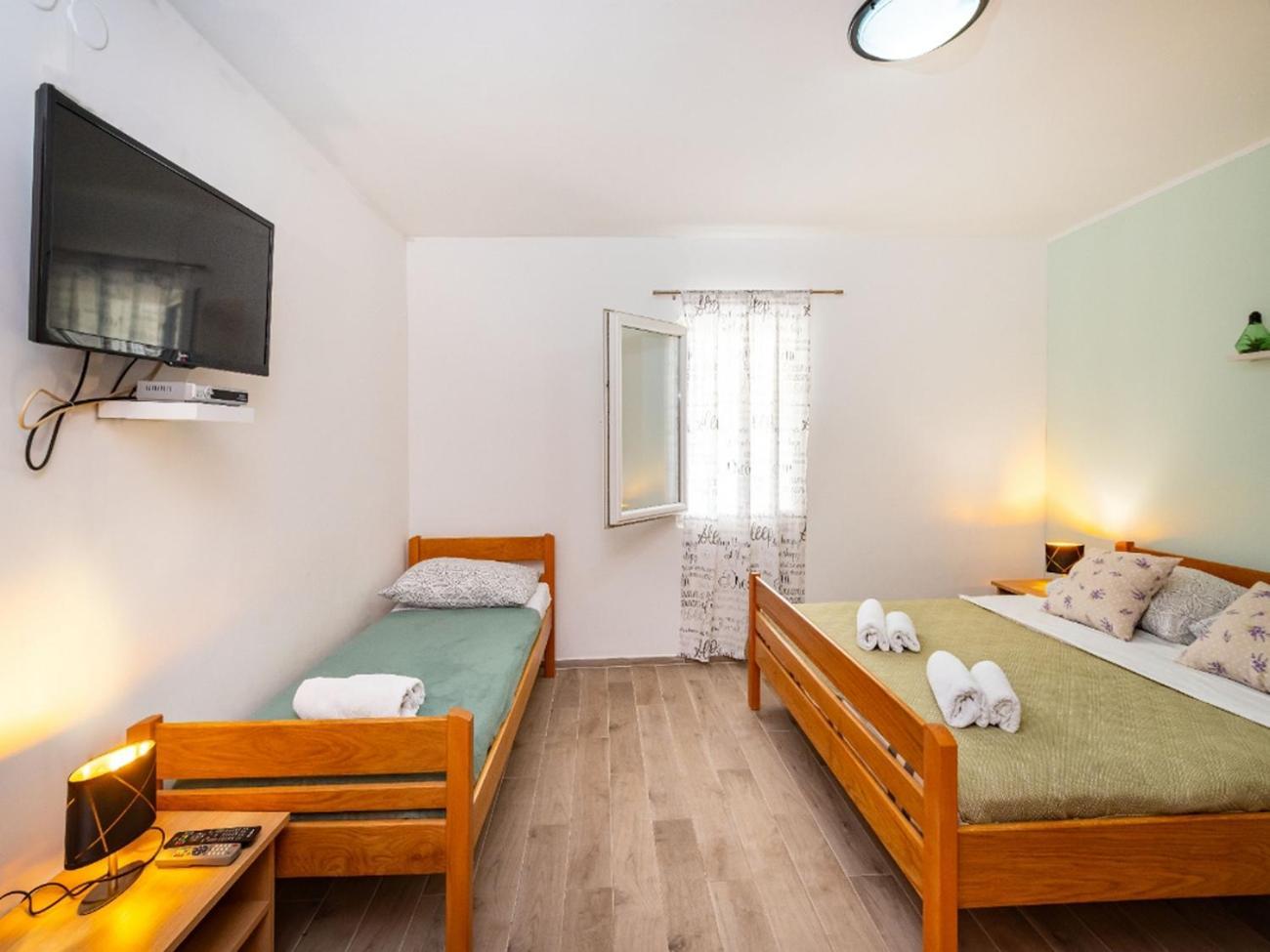 Apartments With A Parking Space Nin, Zadar - 10414 Kamer foto